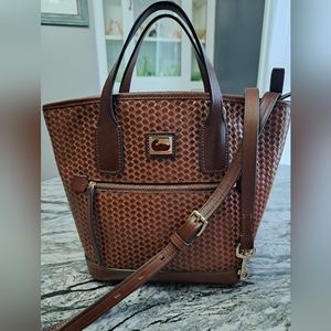 Dooney and Bourke Camden Leather Woven Small Handle Tote, EUC, Chestnut